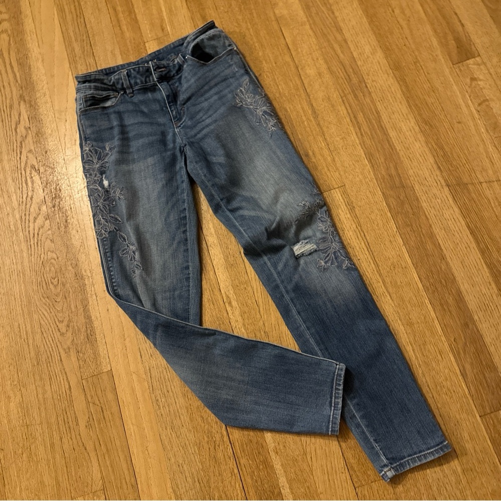 White House Black Market, appliqué Women's Jeans
